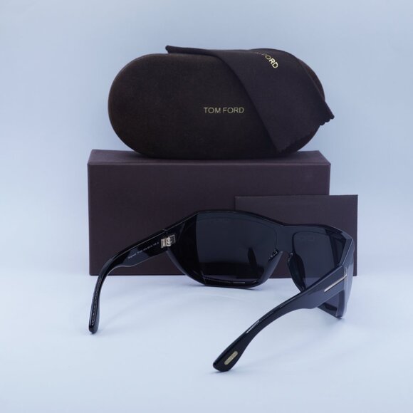 Tom Ford FT0402 01A Sedgewick Geometric Sunglasses - Shiny Black/Grey - Picture 10 of 10